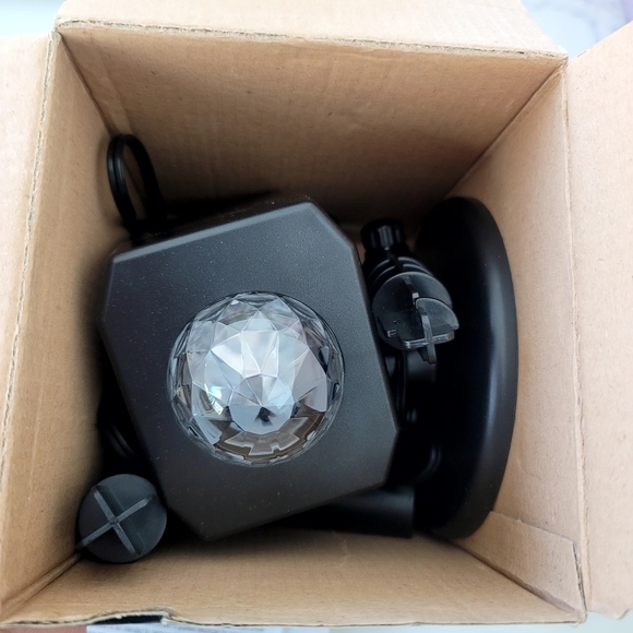 NEW Yikes In The Yard Halloween Projector with timer LED x 4 - Picture 7 of 8